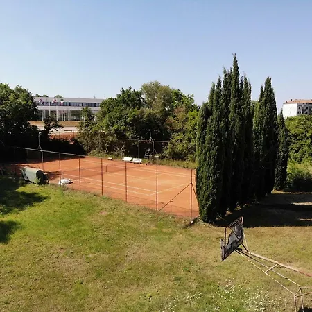 House Puseljic - 4. - Studio A2 For Max 2 Pax With Own Tennis Court Daire Poreč