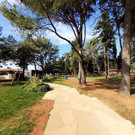 House Puseljic - 4. - Studio A2 For Max 2 Pax With Own Tennis Court * Poreč